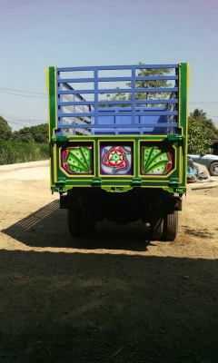 ขายหกล้อดั้ม