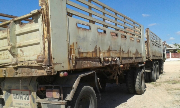 สิบล้อดั้ม แม่+ลูก มี3คัน รถสภาพยังใชังานวิ่งงานทุกวัน ทะเบียนพร้อ