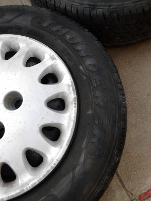 ขอบ 13  ขนาด 4 รู 100     กะทะล้อพร้อมยาง  มี 2 ล้อ TEL.081-427-3941