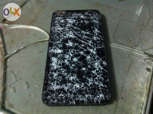 แบตเตอรี่ i-mobile IQ 5.5 แท้ศูนย์ มาพร้อมเครื่อง เพิ่งใช้ได้ไม่นาน เครื่องหล่นจอแตกซ่อมไม่คุ้มตามรูป เลยแยกแบตขาย ใช้งานได้ปกติ