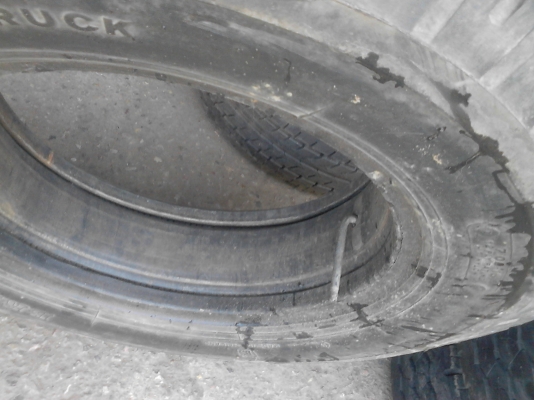 7.00-16 BRIDGESTONE พร้อมยางใน มี 1 ล้อ TEL.081-427-3941 7.00-16 BRIDGESTONE พร้อมยางใน มี 1 ล้อ TEL.081-427-3941