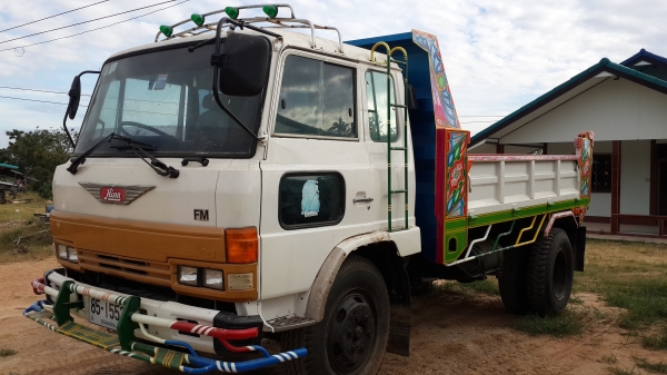 ขายด่วนHINOหกล้อดั้มยาง900เครื่องHO7C 185 แรงสภาพพร้อมใช้แอร์เย็นโทร0843923995