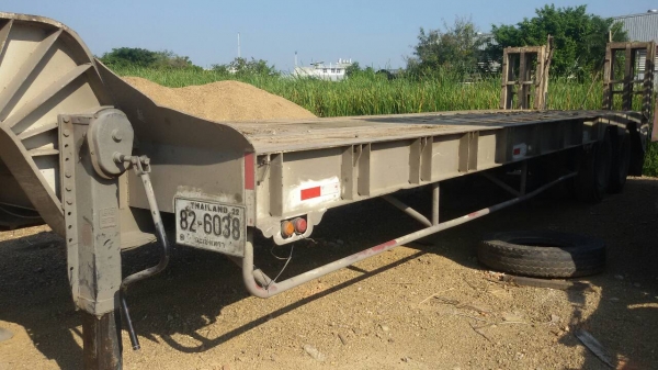 ขายหางโลว์เบด 2 เพลา ถูกๆ เหลือเพียง 1 คัน ราคา 440,000 บาท ไม่รวมยางและกระทะ สนใจดูสินค้า ติดต่อคุณปิ่น 081-917-6906