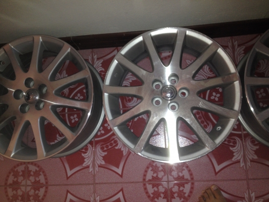 ขายล้อแม็กToyota wish 11 ก้าน ขอบ 17 นิ้ว 5รู100