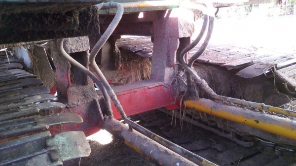 ขายรถเกี่ยวข้าว ไทยเจริญ