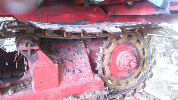 ขายรถเกี่ยวข้าวไทยเจริญแท้