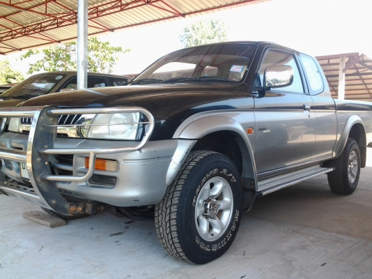 MITSU 2.8 โฟวีลปี44 เครื่องเดิมคานเดิม สีเดิม ภาษีเต็ม