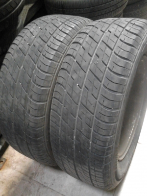 215/65R15  BRIDGESTONE  LEO 627  มี 2 เส้น โทร.081-427-3941