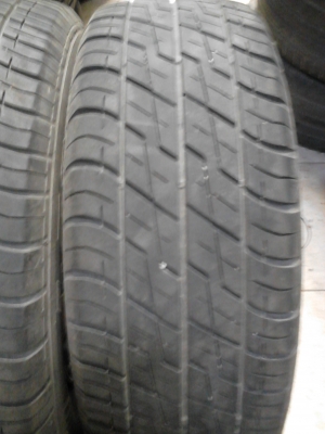 215/65R15  BRIDGESTONE  LEO 627  มี 2 เส้น โทร.081-427-3941