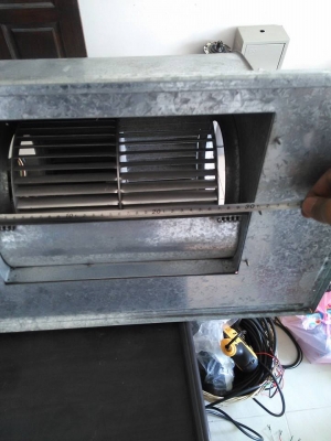 พัดลมกรงกระรอกตัวใหญ่ลมแรง ปรับสปีดได้ 3 สปีด