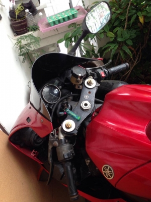 ขาย 140,000 ครับ  r1 ปี06 โทร0800428391