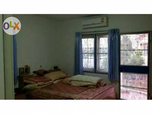 ขายทาวน์เฮ้าส์หลังมุม ม.เฟื่องฟ้าวิลล่า 11เฟส 9 เนื้อที่ 24.6 ตรว