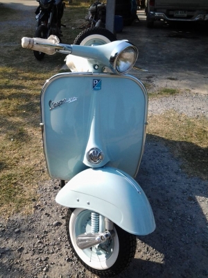 ขาย vespa 64 สีสวยๆ เอกสารอินวอย รถประกอบใหม่ รถอยู่ชัยนาท สนใจติดต่อสอบถามได้นะครับ ราคา 48500 บาท