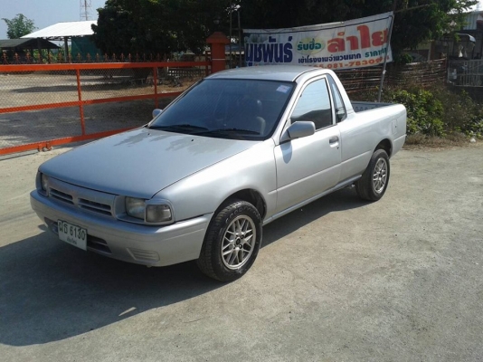 ขาย Nissan NV สีบรอนซ์เงินสวยๆ ติดแก็ส lpg ราคา 58,000 บาท ++++++++++