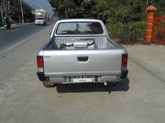 ขาย Nissan NV สีบรอนซ์เงินสวยๆ ติดแก็ส lpg ราคา 58,000 บาท ++++++++++