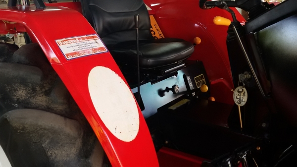 ปัญญาแทรคเตอร์..จัดมาให้ครับ ด่วน!!!ยันม่า EF 453T ใบมีดคานล่าง พร้อมโรตาลี่วิเชียร 180ซม. เล่มพร้อม จัดส่ง อ.กันทรลักษณ์ จ.ศรีสะเกษ