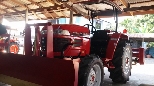 ปัญญาแทรคเตอร์..จัดมาให้ครับ ด่วน!!!ยันม่า EF 453T ใบมีดคานล่าง พร้อมโรตาลี่วิเชียร 180ซม. เล่มพร้อม จัดส่ง อ.กันทรลักษณ์ จ.ศรีสะเกษ