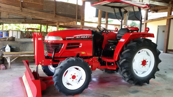 ปัญญาแทรคเตอร์..จัดมาให้ครับ ด่วน!!!ยันม่า EF 453T ใบมีดคานล่าง พร้อมโรตาลี่วิเชียร 180ซม. เล่มพร้อม จัดส่ง อ.กันทรลักษณ์ จ.ศรีสะเกษ