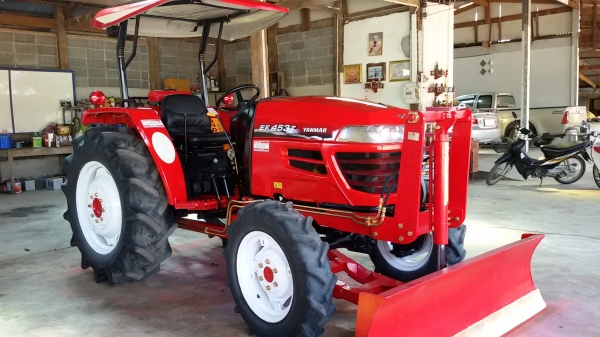 ปัญญาแทรคเตอร์..จัดมาให้ครับ ด่วน!!!ยันม่า EF 453T ใบมีดคานล่าง พร้อมโรตาลี่วิเชียร 180ซม. เล่มพร้อม จัดส่ง อ.กันทรลักษณ์ จ.ศรีสะเกษ