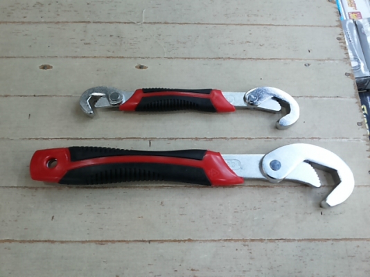 ประแจอเนกประสงค์ ไม่ต้องพกประแจหลายตัวให้ยุ่งยาก ชุดนี้ชุดเดีบว ขันน็อตได้ตั้งแต่ 9 - 32 มม. ประแจอเนกประสงค์ ไม่ต้องพกประแจหลายตัวให้ยุ่งยาก ชุดนี้ชุดเดีบว ขันน็อตได้ตั้งแต่ 9 - 32 มม.