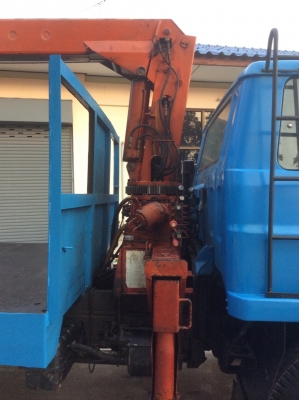 ISUZU 6ล้อ JCM พร้อมเครน 3T (กระบะเหล็ก กว้าง2.3 ม. ยาว4.7 ม.) เครื่องEH700 168 แรง เครื่องดี ยางดี ครัทซีสวย เกียร์สั้น ขาย 395,000บาท