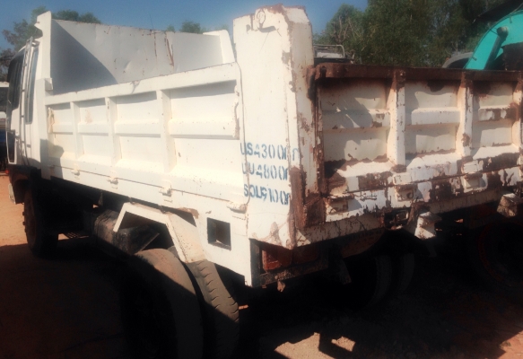 HINO FD 195 HP HO7D สมอเงิน หกล้อดั๊มพ์ รถสวยมากครับพร้อมใช้งานได้เลย กระบะดั๊มพ์เหล็ก 6 ตันความยาว 3.60 เมตร เครื่องแรงดีไม่มีเยิ้ม หัวเก๋งสมอเงินภายในเก๋งคอนโซลสวยครบ พวงมาลัยเพาเวอร์ แอร์ ระบบเบรคทริ๊ปฟี้ ช่วงล่างคัชซีสวยมากๆ ยาง 8.25 ขอบ 16 เอกสารเล่ม HINO FD 195 HP HO7D สมอเงิน หกล้อดั๊มพ์ รถสวยมากครับพร้อมใช้งานได้เลย กระบะดั๊มพ์เหล็ก 6 ตันความยาว 3.60 เมตร เครื่องแรงดีไม่มีเยิ้ม หัวเก๋งสมอเงินภายในเก๋งคอนโซลสวยครบ พวงมาลัยเพาเวอร์ แอร์ ระบบเบรคทริ๊ปฟี้ ช่วงล่างคัชซีสวยมากๆ ยาง 8.25 ขอบ 16 เอกสารเล่ม