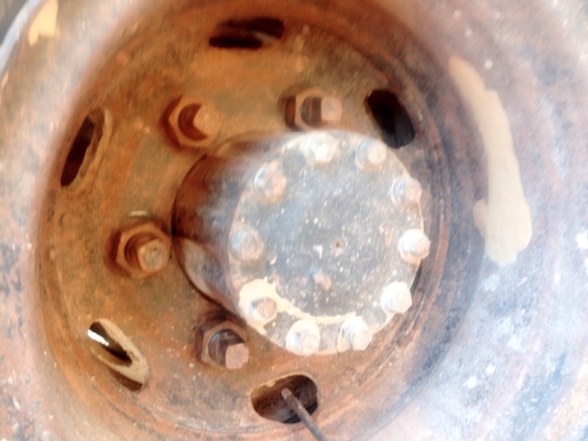 HINO FD 195 HP HO7D สมอเงิน หกล้อดั๊มพ์ รถสวยมากครับพร้อมใช้งานได้เลย กระบะดั๊มพ์เหล็ก 6 ตันความยาว 3.60 เมตร เครื่องแรงดีไม่มีเยิ้ม หัวเก๋งสมอเงินภายในเก๋งคอนโซลสวยครบ พวงมาลัยเพาเวอร์ แอร์ ระบบเบรคทริ๊ปฟี้ ช่วงล่างคัชซีสวยมากๆ ยาง 8.25 ขอบ 16 เอกสารเล่ม HINO FD 195 HP HO7D สมอเงิน หกล้อดั๊มพ์ รถสวยมากครับพร้อมใช้งานได้เลย กระบะดั๊มพ์เหล็ก 6 ตันความยาว 3.60 เมตร เครื่องแรงดีไม่มีเยิ้ม หัวเก๋งสมอเงินภายในเก๋งคอนโซลสวยครบ พวงมาลัยเพาเวอร์ แอร์ ระบบเบรคทริ๊ปฟี้ ช่วงล่างคัชซีสวยมากๆ ยาง 8.25 ขอบ 16 เอกสารเล่ม