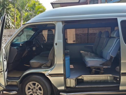 ขายรถตู้ TOYOTA เครื่อง 3000