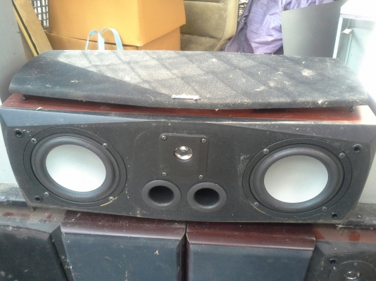 ขายโล๊ะแบบให้หมด.เครื่องเสียงต่างๆตามรูป ขายโล๊ะแบบให้หมด.เครื่องเสียงต่างๆตามรูป