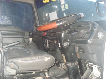 ขาย 6 ล้อ ตู้แห้ง 10 บาน ISUZU FTR ยาว 7.20 เมตร (ตู้บรรทุก)