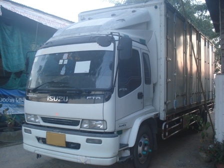 ขาย 6 ล้อ ตู้แห้ง 10 บาน ISUZU FTR ยาว 7.20 เมตร (ตู้บรรทุก)