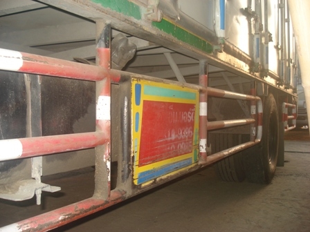 ขาย 6 ล้อ ตู้แห้ง 10 บาน ISUZU FTR ยาว 7.20 เมตร (ตู้บรรทุก)