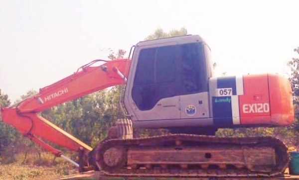 **1,150,000 บ.ต่อรอง**ขายแบคโฮสวยๆ สภาพเก่านอก HITACHI EX120-2 Super เครื่องเดิม ปั้มเดิม ไฟฟ้าครบ ใช้งานในไทย 4,6xx ชั่วโมง เครื่อง/ปั้ม แน่นๆ แรงดี ทำงานดีเร็ว คล่องตัว ไม่โหลด บูมอาร์มสวยไม่มีปะ บุ้งกี๋ไม่ผุ เอวดีแน่น ไม่แตกไม่ร้าว ช่วงล่าง80\% แทร็กหนา **1,150,000 บ.ต่อรอง**ขายแบคโฮสวยๆ สภาพเก่านอก HITACHI EX120-2 Super เครื่องเดิม ปั้มเดิม ไฟฟ้าครบ ใช้งานในไทย 4,6xx ชั่วโมง เครื่อง/ปั้ม แน่นๆ แรงดี ทำงานดีเร็ว คล่องตัว ไม่โหลด บูมอาร์มสวยไม่มีปะ บุ้งกี๋ไม่ผุ เอวดีแน่น ไม่แตกไม่ร้าว ช่วงล่าง80\% แทร็กหนา