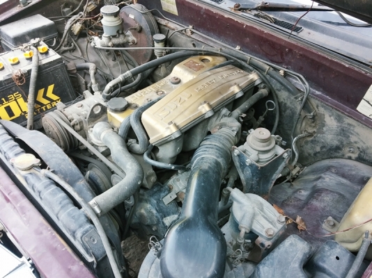 ขายเครื่องฝาทอง 90 พร้อมเล่มและเลขคัชซีเอกสารชุดโอนครบ