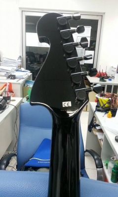 กีต้าร์ไฟฟ้า Guitar Washburn X10