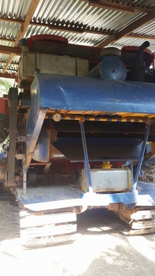 ขายรถเกี่ยวข้าวนวดข้าวรุ่นปลดหนี้ เกษตรพัฒนาปี53 เครื่องอีซูซุ195 6HE1 เทอร์โบ ปั๊มไดกิ้นเบอร์22 สภาพพร้อมเกี่ยว มาดูรถหน้างานได้เลย ช่วงล่างดี