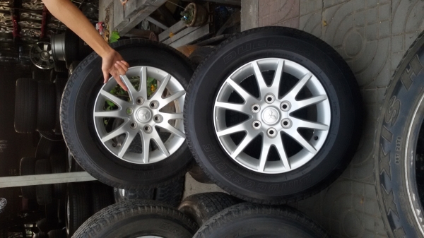 ขายล้อมิตชูขอบ17พร้อมยางปี13ชุดละ13500