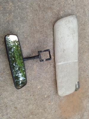 กระจกมองหลัง และบังแดด  ขายถูก 500.-