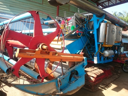 ขายรถเกี่ยวข้าว ช.เจริญการช่าง