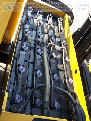 ขายรถยกไฟฟ้า KOMATSU รุ่น FB13RS-12