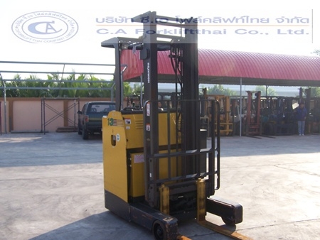 ขายรถยกไฟฟ้า KOMATSU รุ่น FB13RS-12