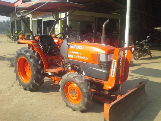 ขาย แทรกเตอร์ KUBOTA L3408 DI สภาพสีเดิมๆ สวยๆ 1820 ช.ม