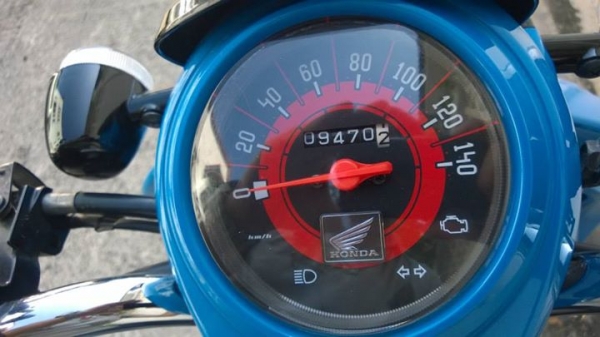 SCOOPYi 2012 สภาพใหม่กริ๊บ วิ่ง 9000 ส่งฟรีทั่วไทย ขายถูกๆ ต่อรองได้ SCOOPYi 2012 สภาพใหม่กริ๊บ วิ่ง 9000 ส่งฟรีทั่วไทย ขายถูกๆ ต่อรองได้