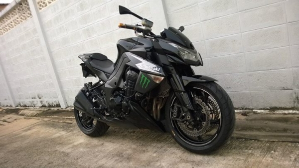 รถบ้าน Z1000 ปีื 2012 วิ่งแค่ 8000 กิโลยางใหม่สวยดุ ถูกๆ ขายสดลดได้จะ รถบ้าน Z1000 ปีื 2012 วิ่งแค่ 8000 กิโลยางใหม่สวยดุ ถูกๆ ขายสดลดได้จะ