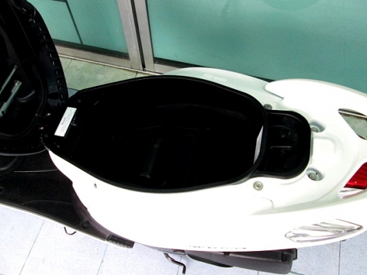 filano สีขาว สีนิยม รถเดือน ก.ค. ปี 57 ไมล์ 1430 โล พร้อมสมุดคู่มือรัปประกันจากศูนย์ ของแถม 2 รายการ 31900