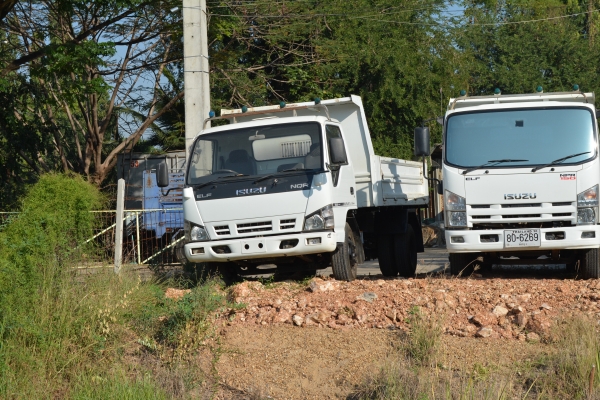 ISUZU NQR 150 hp กระบะดั้ม