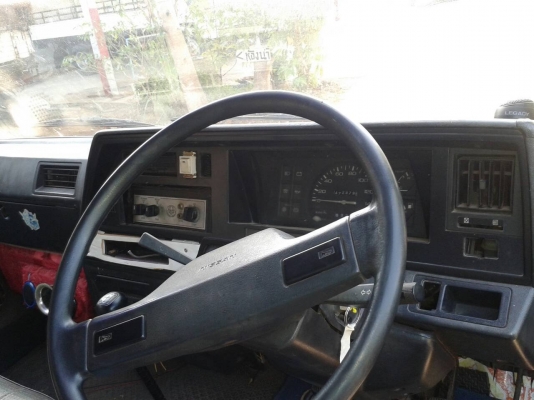 NISSAN 2.7 ฝาดำ ภาษีขาด50 ชุดโอนพร้อม ภายในสวย สภาพดีมาก NISSAN 2.7 ฝาดำ ภาษีขาด50 ชุดโอนพร้อม ภายในสวย สภาพดีมาก