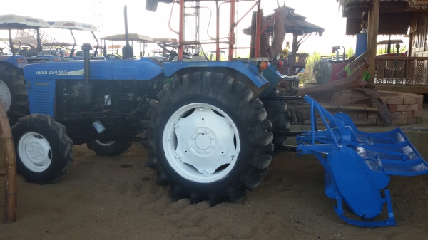 ขายรถไถแช้มป์MX354โฟวินพร้อมใช้งานราคาต่อรองได้นะครับ