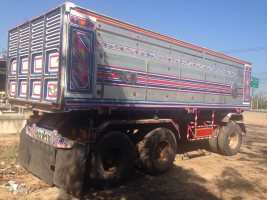 ขายลูกพ่วง 3 เพลาถูกต้อง