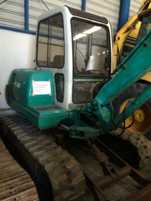 Komatsu PC40-7-23228 สภาพสวย ถึงไทยแล้ว ราคาถูกครับ